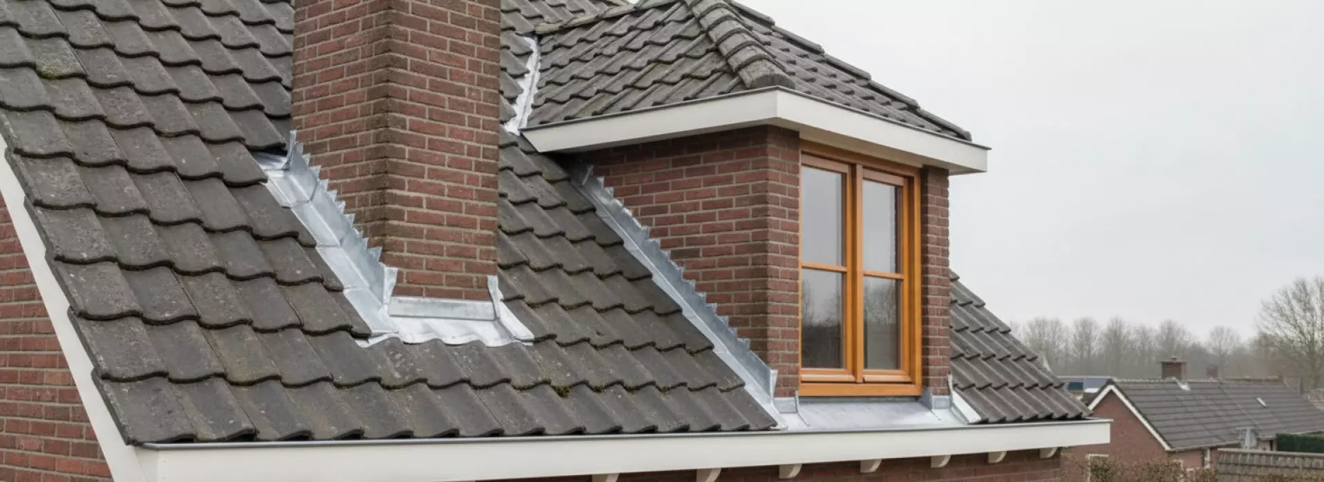 Loodwerk Wat is loodwerk op het dak en waarom het telt
